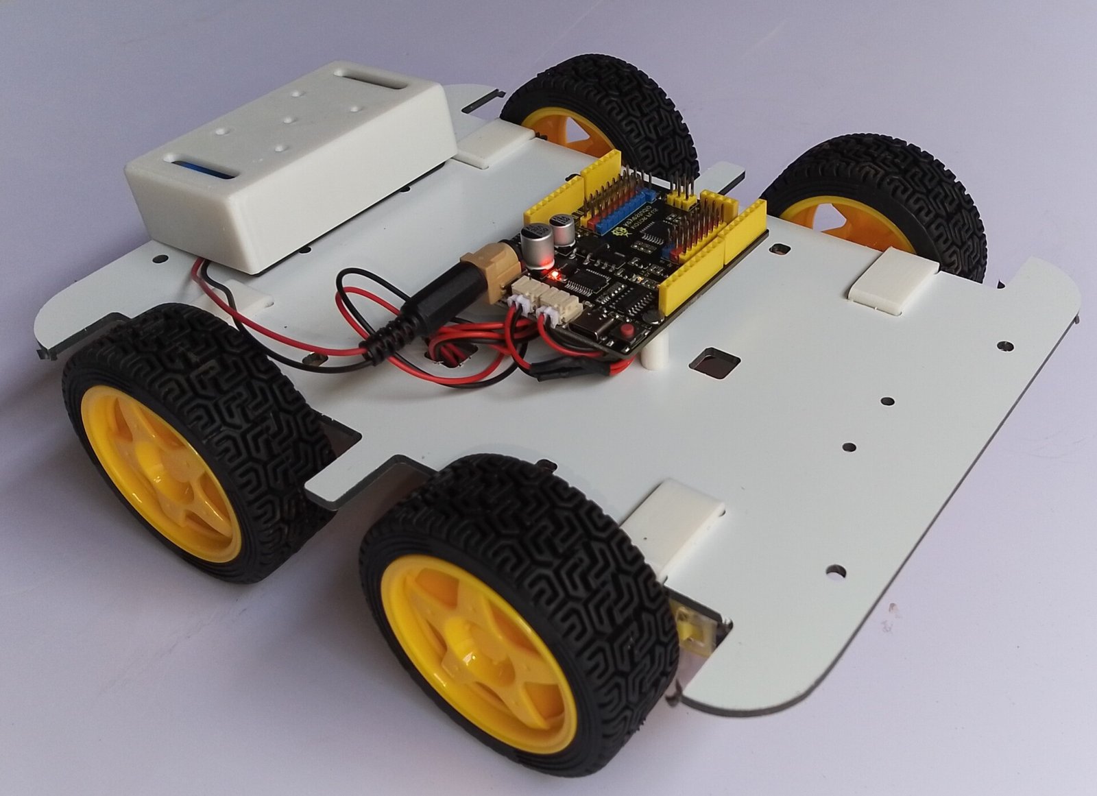 AWD chassis with board Main Image